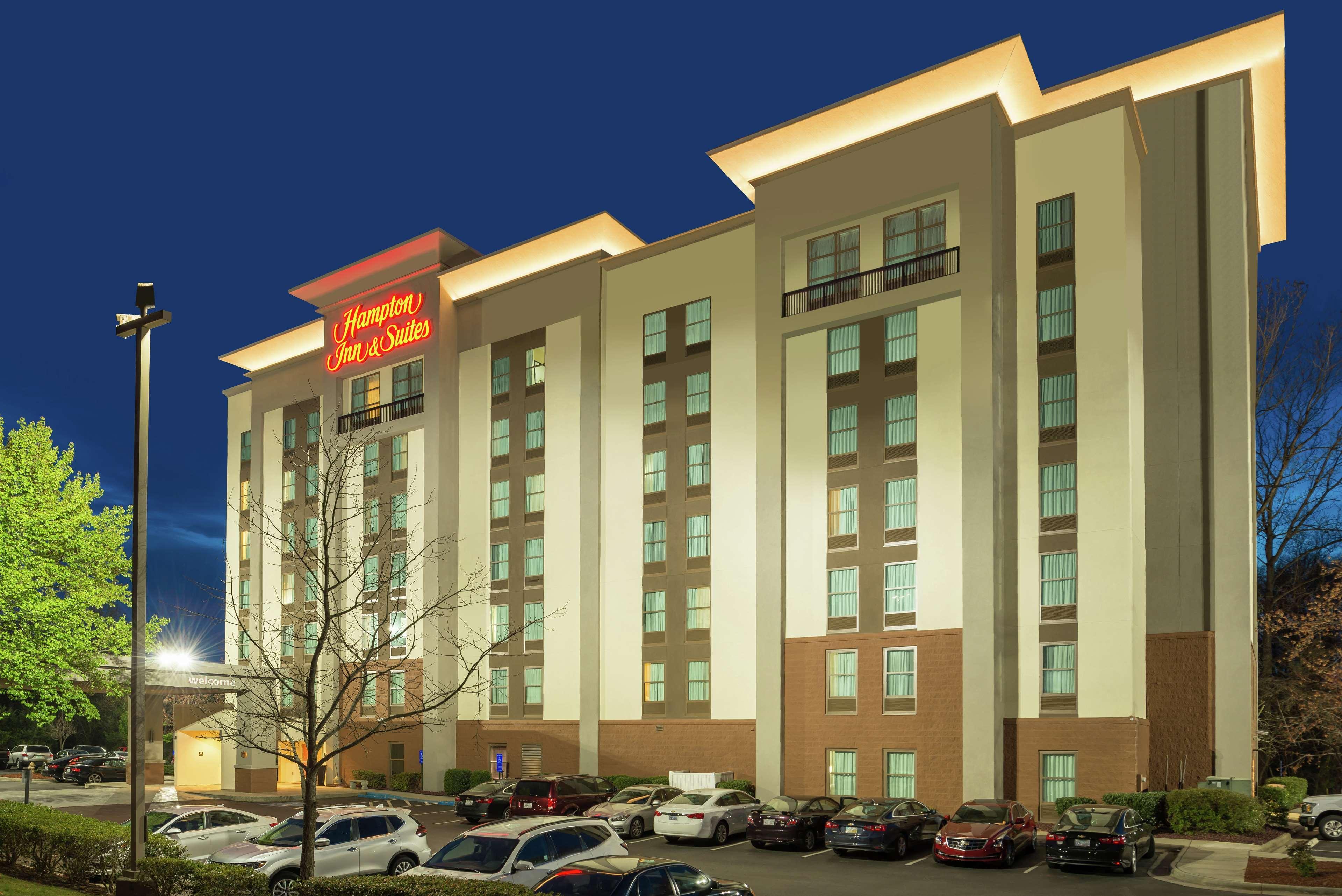 Hampton Inn & Suites Charlotte Arrowood Rd Bagian luar foto