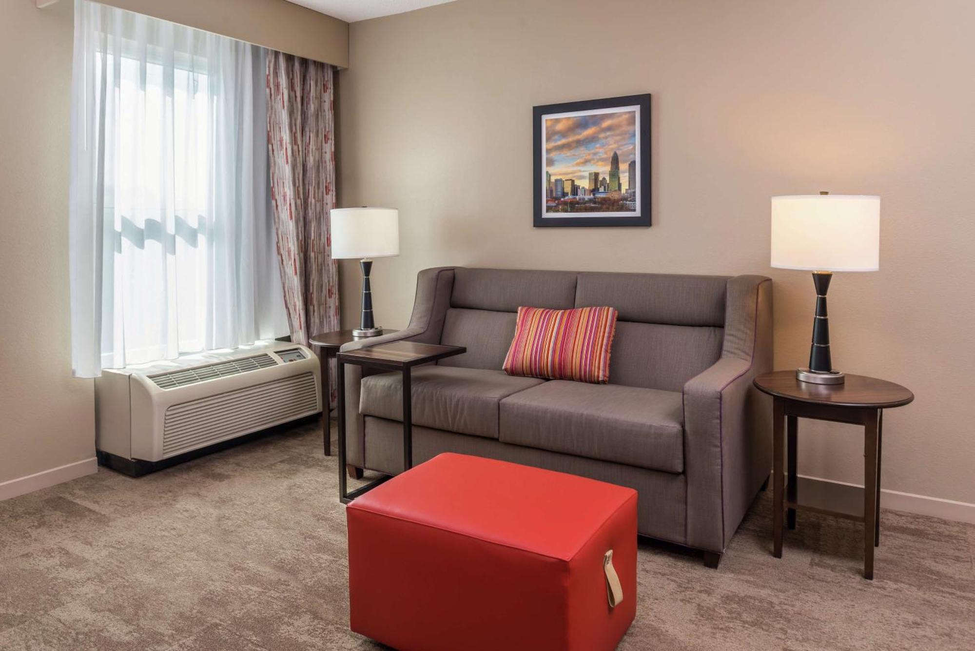 Hampton Inn & Suites Charlotte Arrowood Rd Bagian luar foto
